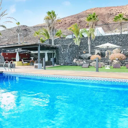 Villa Abaego Playa Blanca